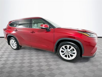 2022 Toyota Highlander Limited
