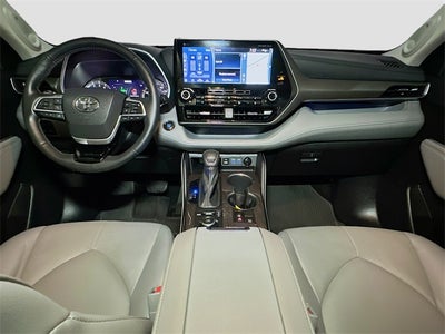 2022 Toyota Highlander Limited