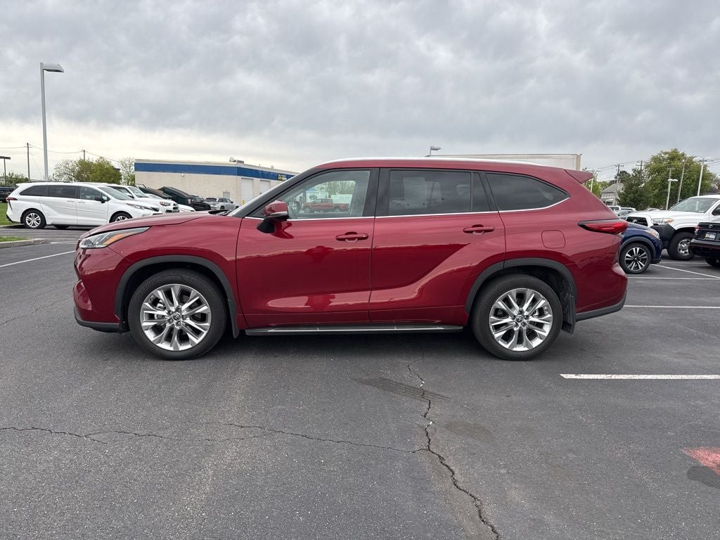 2022 Toyota Highlander Limited
