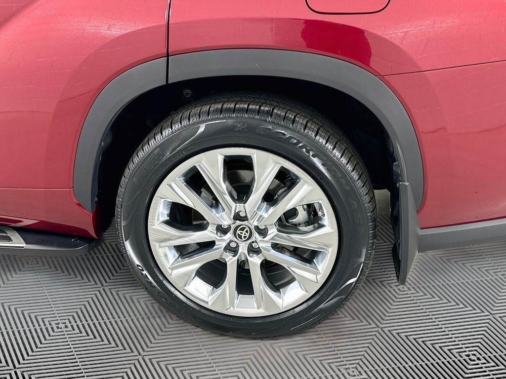 2022 Toyota Highlander Limited