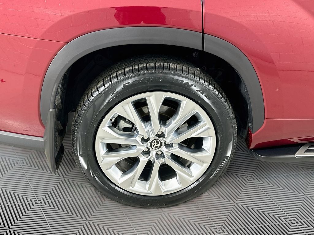 2022 Toyota Highlander Limited