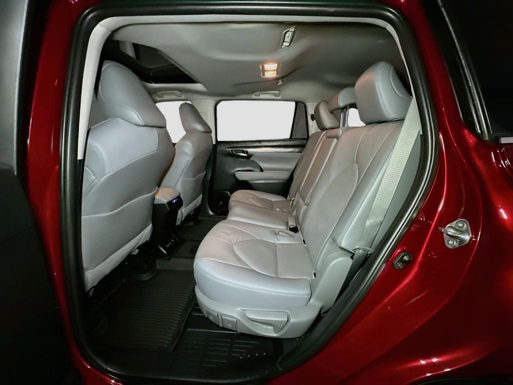 2022 Toyota Highlander Limited