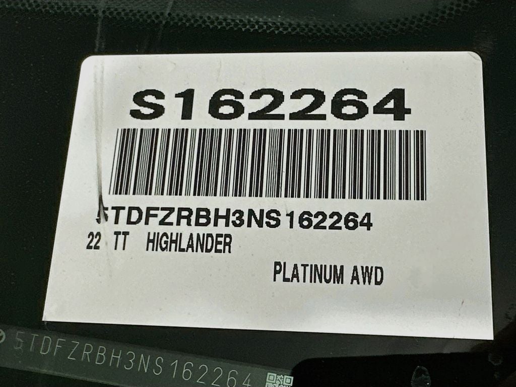 2022 Toyota Highlander Platinum
