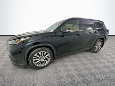 2022 Toyota Highlander Platinum