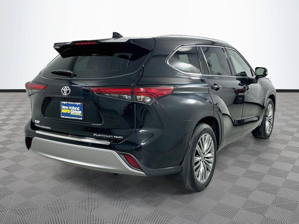 2022 Toyota Highlander Platinum