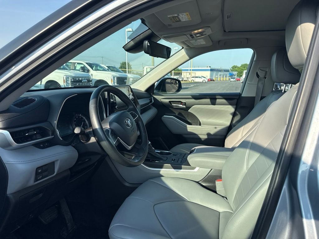 2022 Toyota Highlander XLE