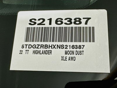 2022 Toyota Highlander XLE