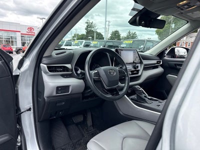 2020 Toyota Highlander Hybrid XLE