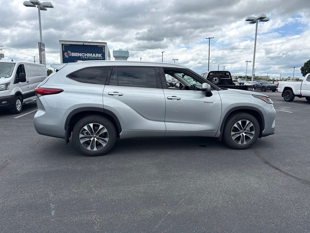 2020 Toyota Highlander Hybrid XLE