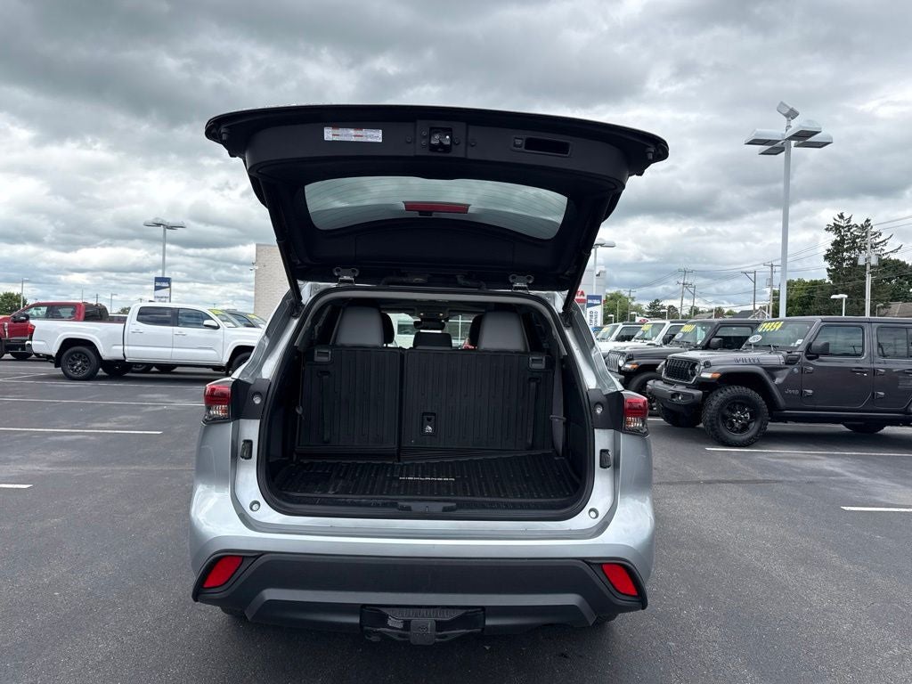 2020 Toyota Highlander Hybrid XLE