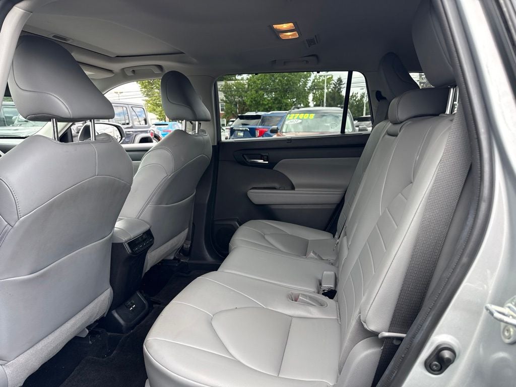 2020 Toyota Highlander Hybrid XLE