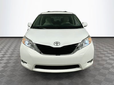 2013 Toyota Sienna LE 7 Passenger