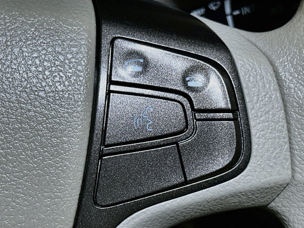 2013 Toyota Sienna LE 7 Passenger