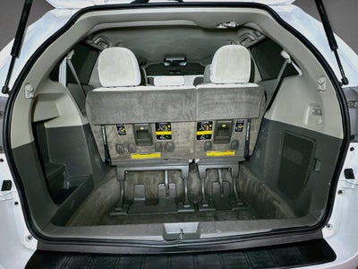 2013 Toyota Sienna LE 7 Passenger