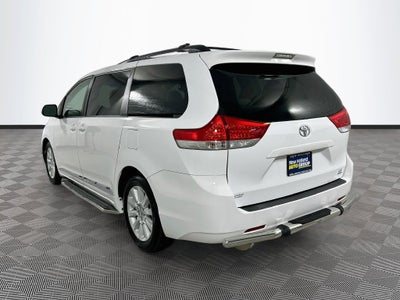 2013 Toyota Sienna LE 7 Passenger