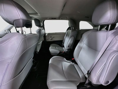 2022 Toyota Sienna XLE 7 Passenger