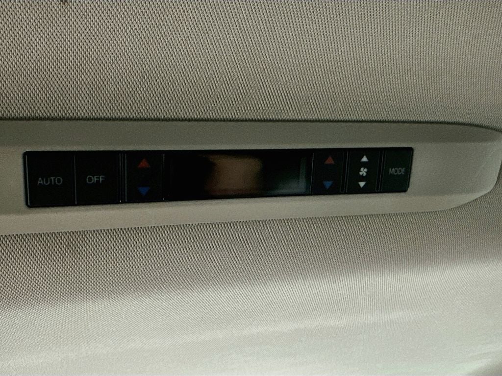 2022 Toyota Sienna XLE 7 Passenger