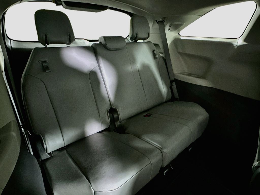 2022 Toyota Sienna XLE 7 Passenger