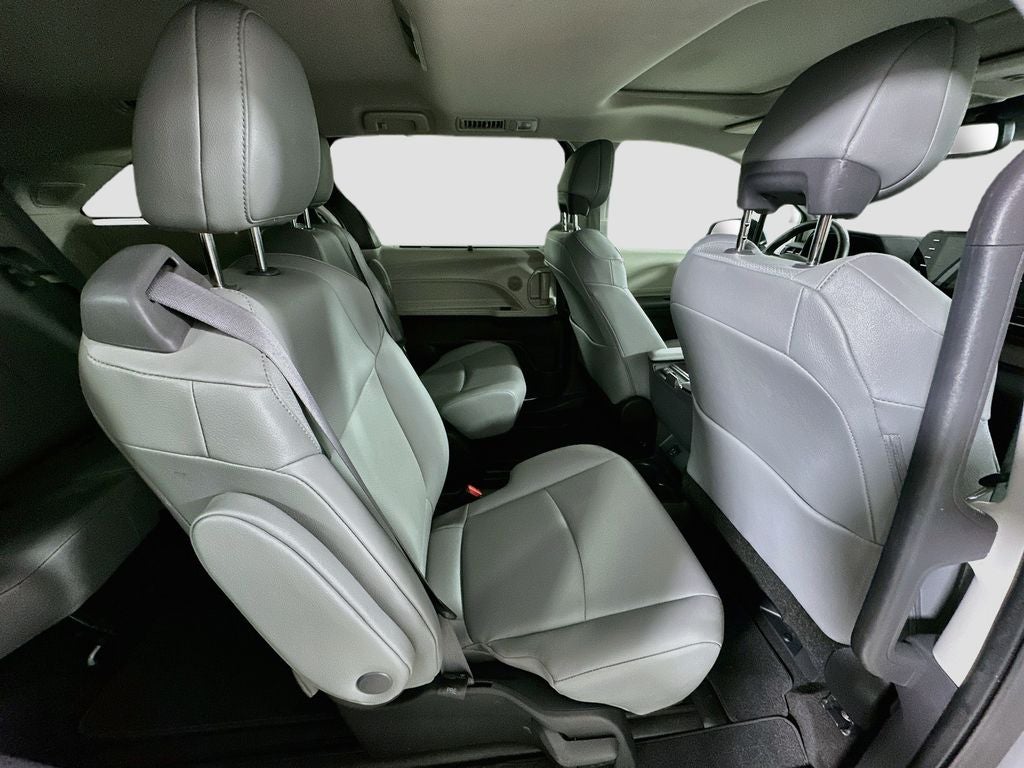 2022 Toyota Sienna XLE 7 Passenger