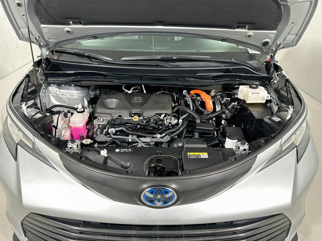 2022 Toyota Sienna XLE 7 Passenger