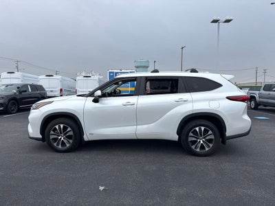2023 Toyota Highlander Hybrid XLE