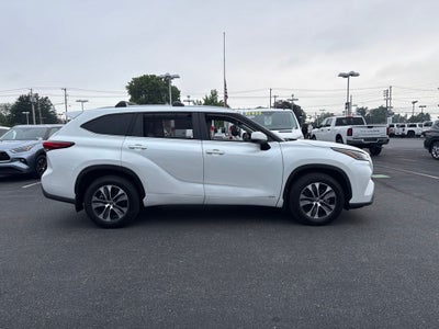 2023 Toyota Highlander Hybrid XLE