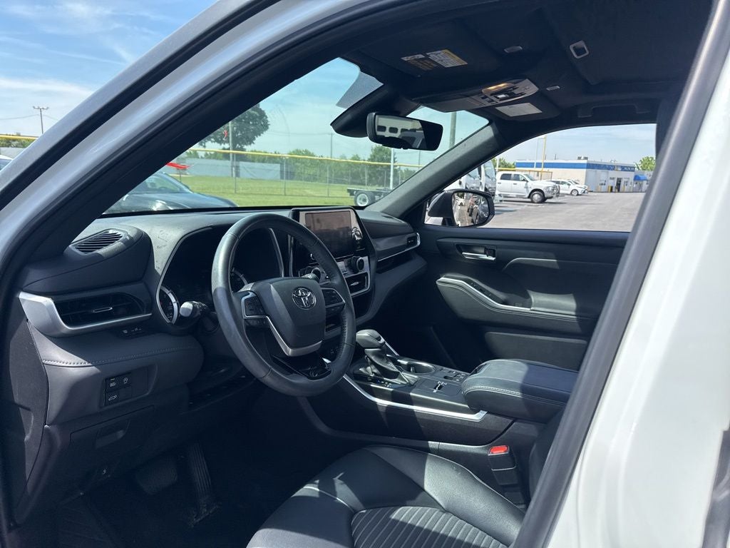 2023 Toyota Highlander XSE