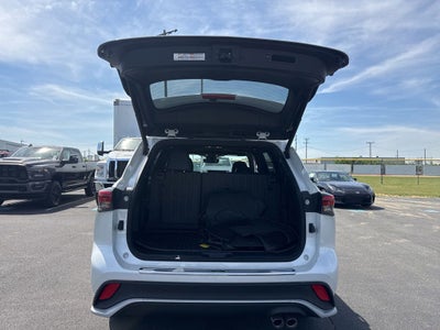 2023 Toyota Highlander XSE