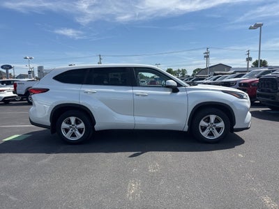 2023 Toyota Highlander L