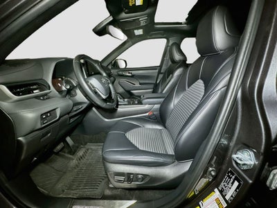 2023 Toyota Highlander XSE