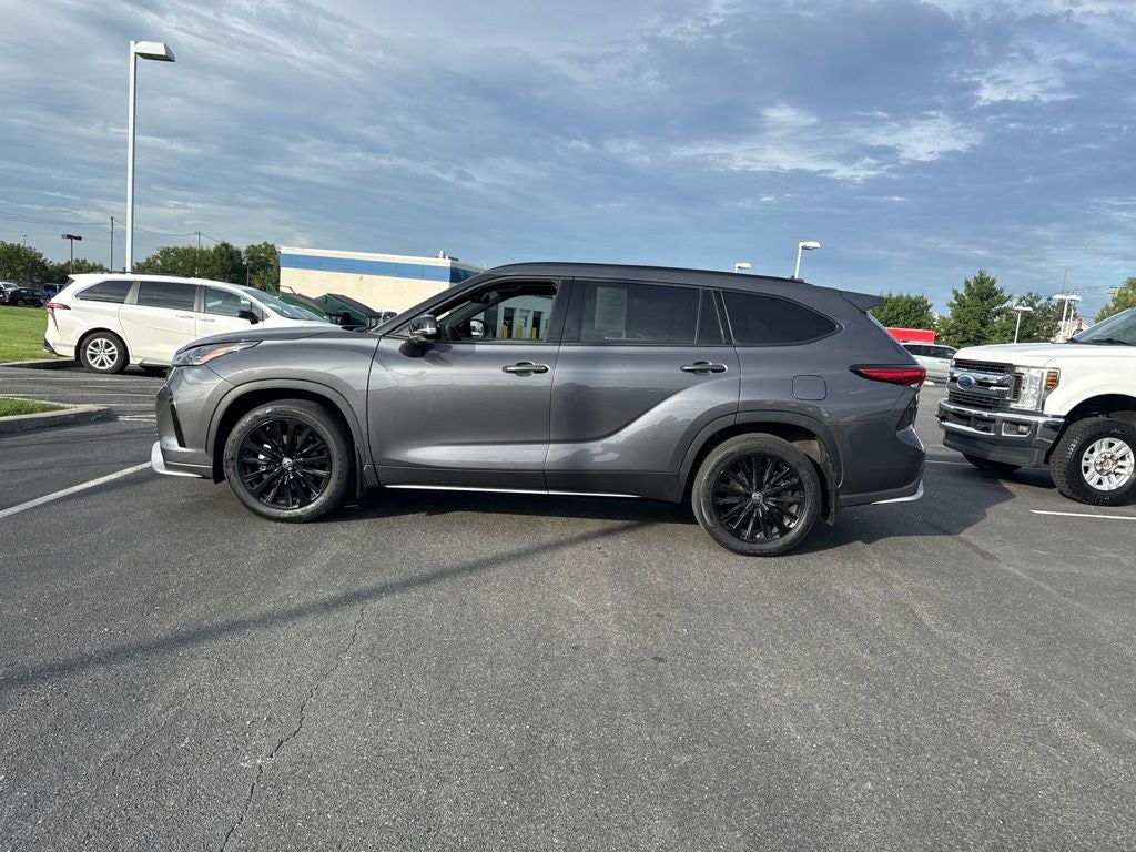2023 Toyota Highlander XSE