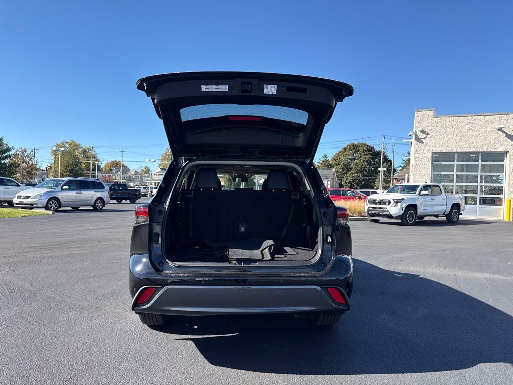 2024 Toyota Highlander Limited