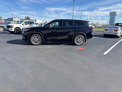 2025 Toyota Highlander Limited