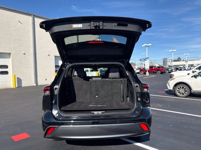 2025 Toyota Highlander Limited