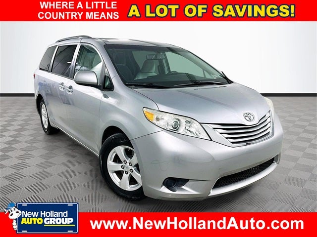 2017 Toyota Sienna LE 8 Passenger
