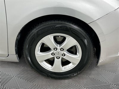 2017 Toyota Sienna LE 8 Passenger