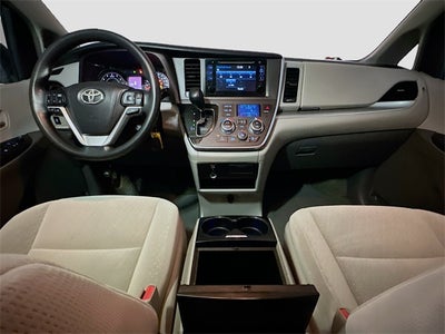 2017 Toyota Sienna LE 8 Passenger
