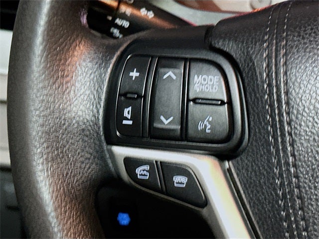 2017 Toyota Sienna LE 8 Passenger