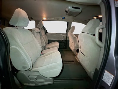 2017 Toyota Sienna LE 8 Passenger