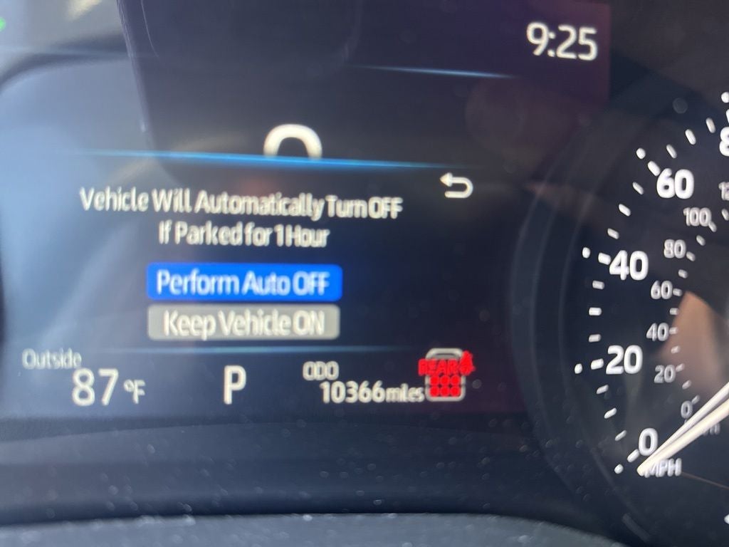 2025 Toyota Sienna XLE 8 Passenger