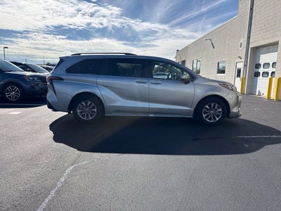 2024 Toyota Sienna XLE 7 Passenger
