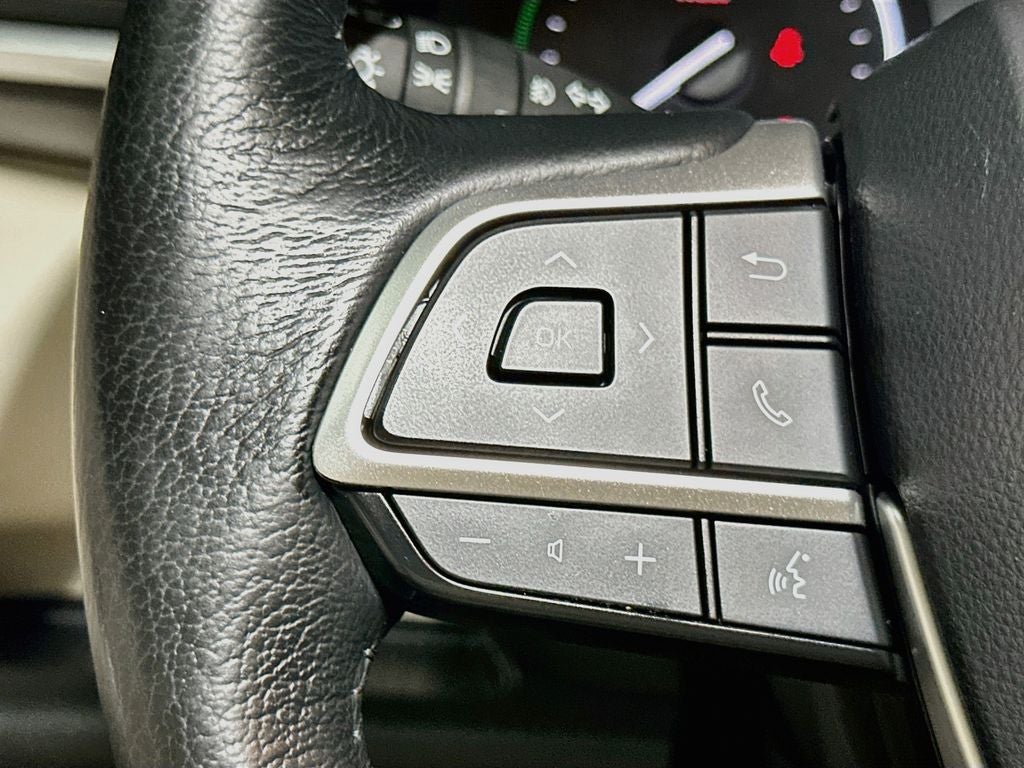 2023 Toyota Sienna XLE 7 Passenger