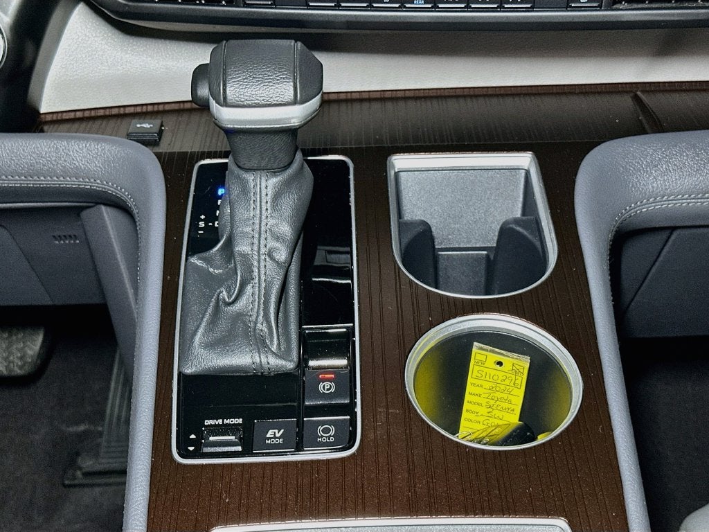 2024 Toyota Sienna XLE 7 Passenger