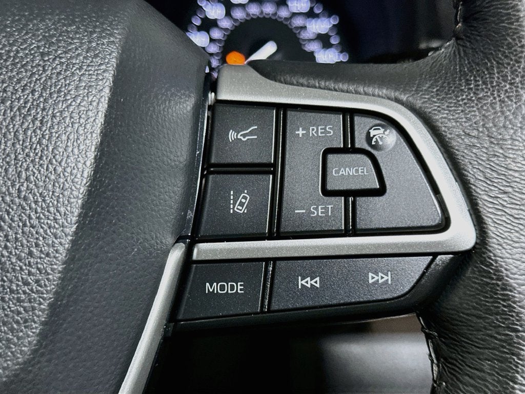 2024 Toyota Sienna XLE 7 Passenger