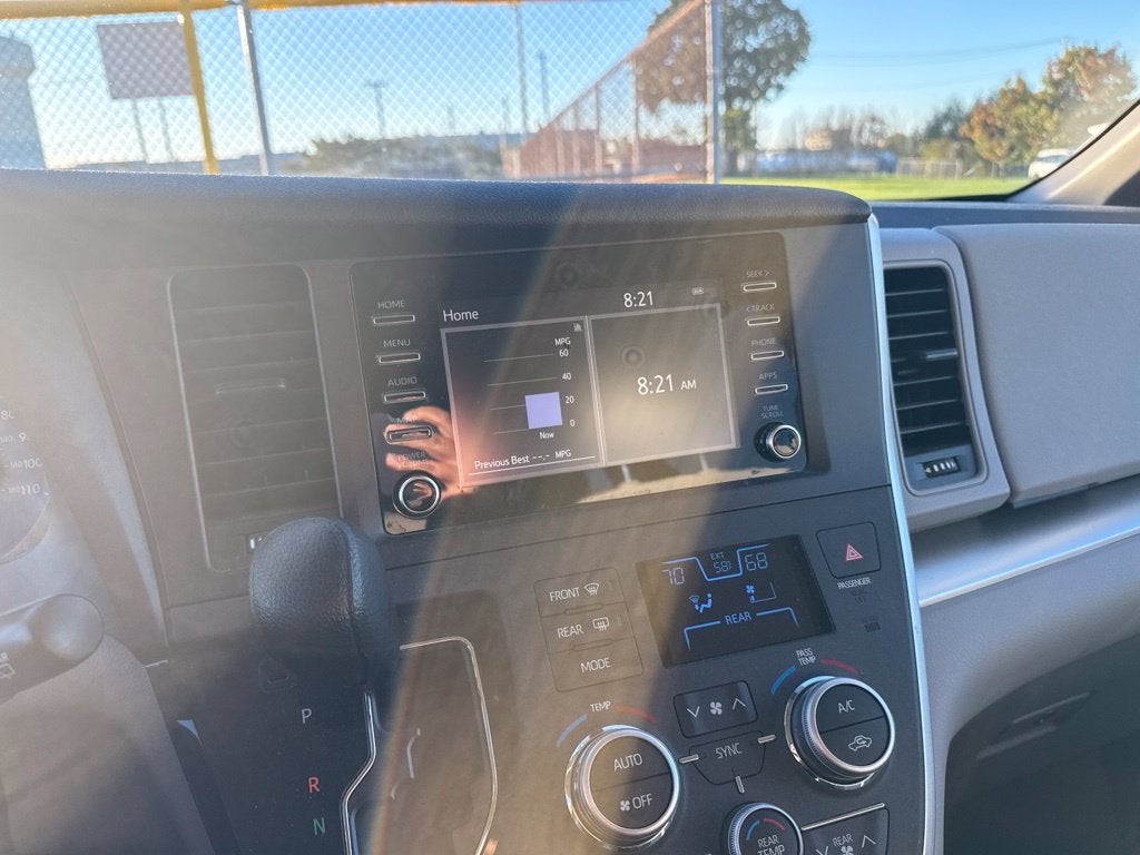 2020 Toyota Sienna L 7 Passenger