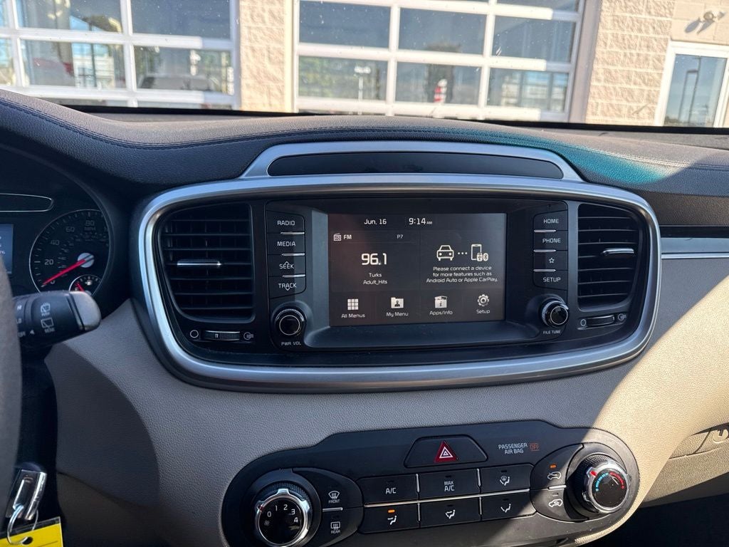 2020 Kia Sorento LX