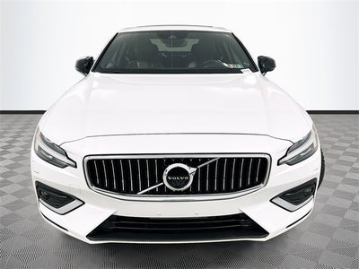 2022 Volvo S60 B5 Inscription