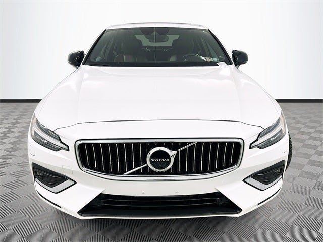 2022 Volvo S60 B5 Inscription