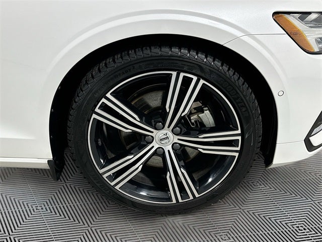 2022 Volvo S60 B5 Inscription