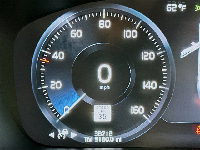 2022 Volvo S60 B5 Inscription